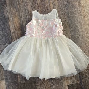 Girls size 4 flower dress
